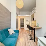 Kosciuszki Lavish With Mezzanine By Bookinghost דירה