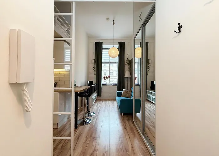 Kosciuszki Lavish With Mezzanine By Bookinghost Wrocław